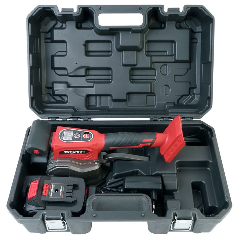 В комплекте — кейс, зарядное устройство и сама виброприсоска — готово к использованию.