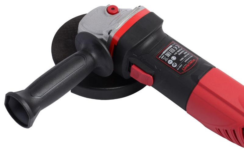 Общий вид угловой шлифмашины WORCRAFT AG08-125 сбоку.