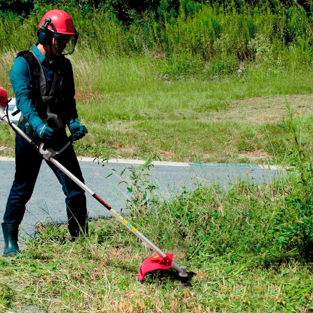 Инструкция и правила работы с бензокосой