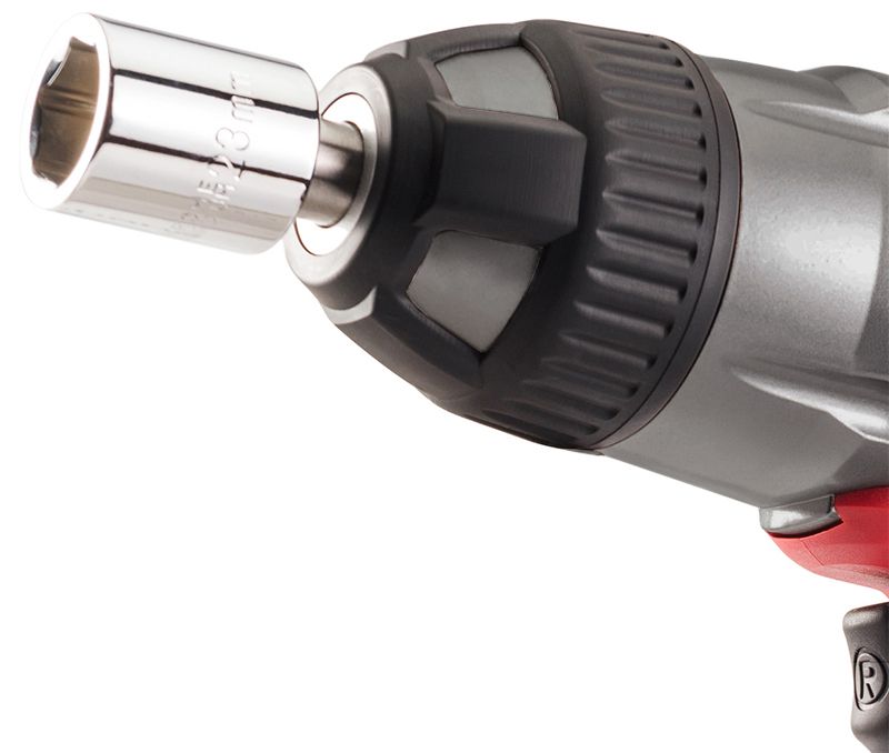 Насадка гайковерта WORCRAFT IW-1000A крупным планом.