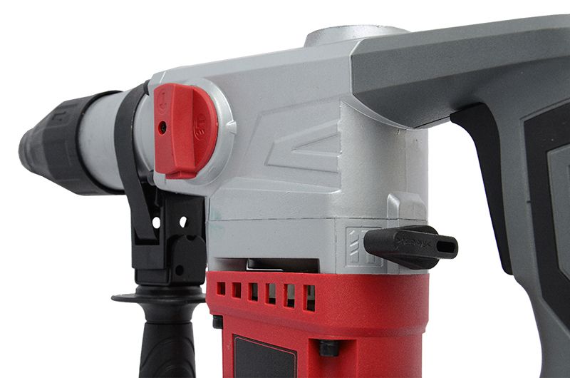 Крупный план переключателя режимов перфоратора WORCRAFT RH09-26X.