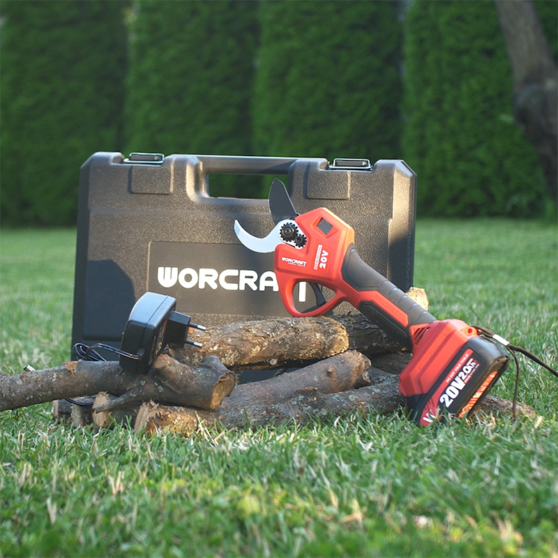 Аккумуляторный бесщеточный секатор WORCRAFT CSC-S20LiBA