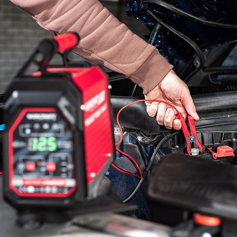 Подключение зарядного устройства WORCRAFT BC-219 к аккумулятору автомобиля