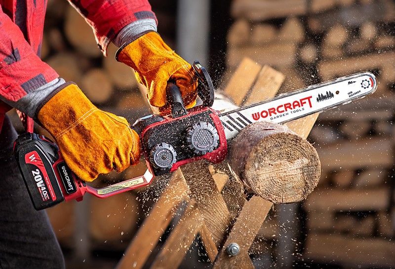 Аккумуляторная бесщеточная пила цепная WORCRAFT CGC-S20LiBD