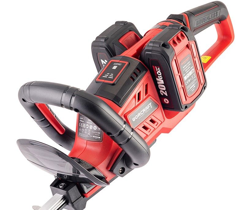 Рукоятка кустореза с аккумуляторами