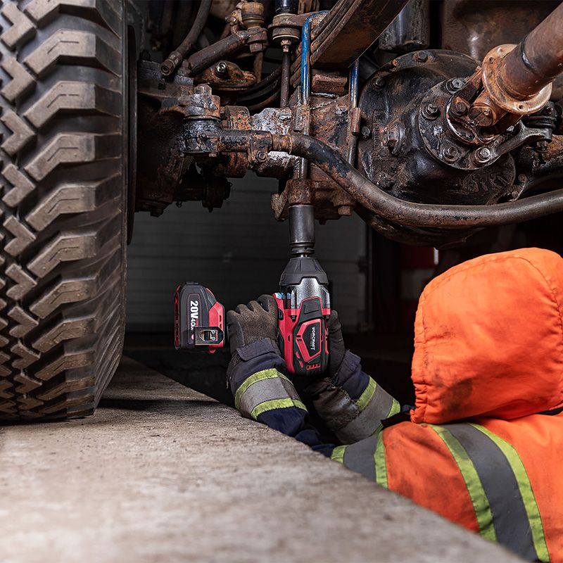 Аккумуляторный бесщеточный гайковерт WORCRAFT XCUBE007