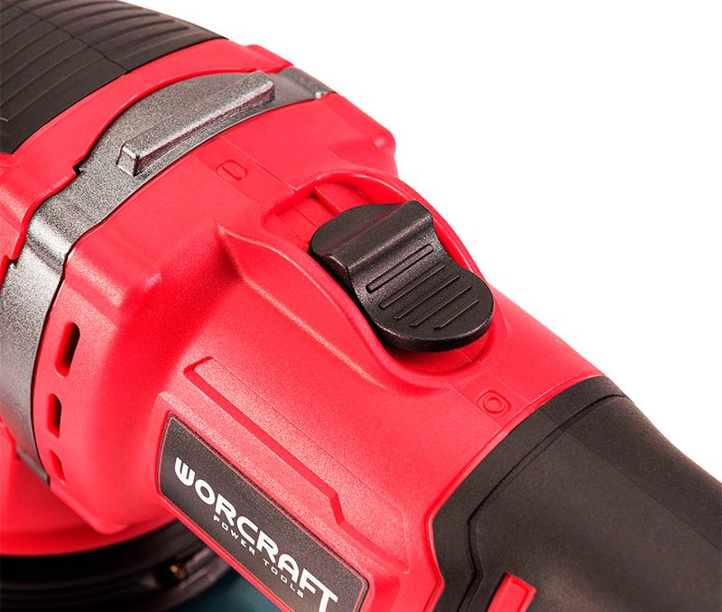 Регулятор скорости на корпусе полировальной машины WORCRAFT COP-S20LiB.