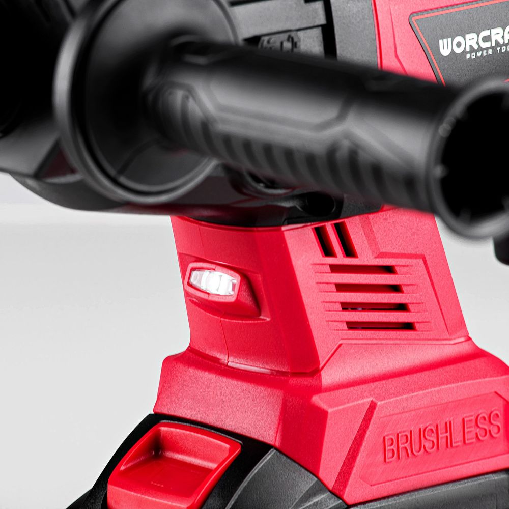 Светодиодная подсветка корпуса инструмента WORCRAFT CRH-S20LiB — комфортная работа в тёмных зонах.