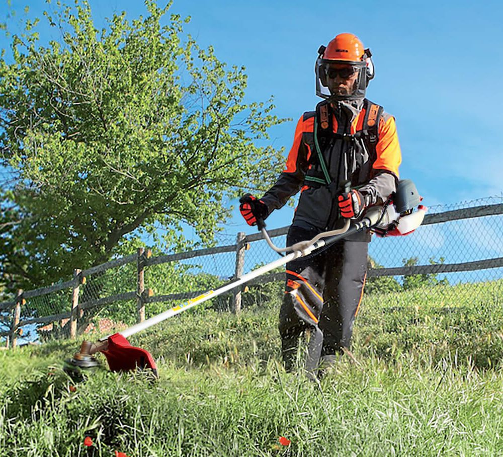 Инструкция и правила работы с бензокосой