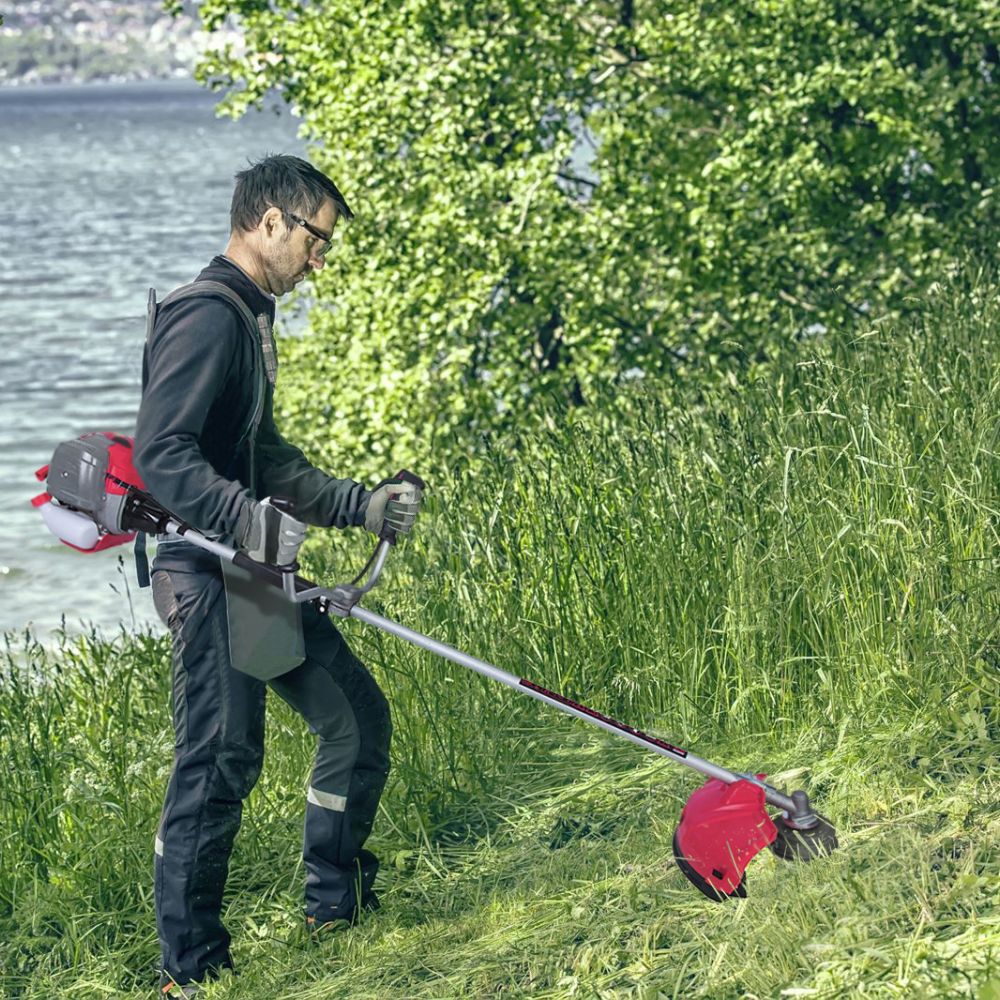 Инструкция и правила работы с бензокосой