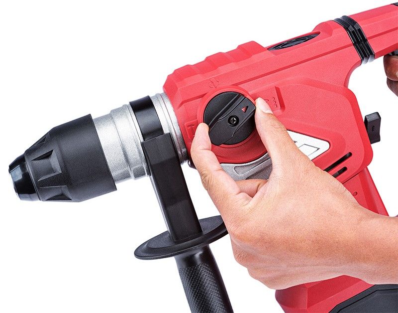 Регулировка режима работы на перфораторе WORCRAFT RH18-38X вручную.