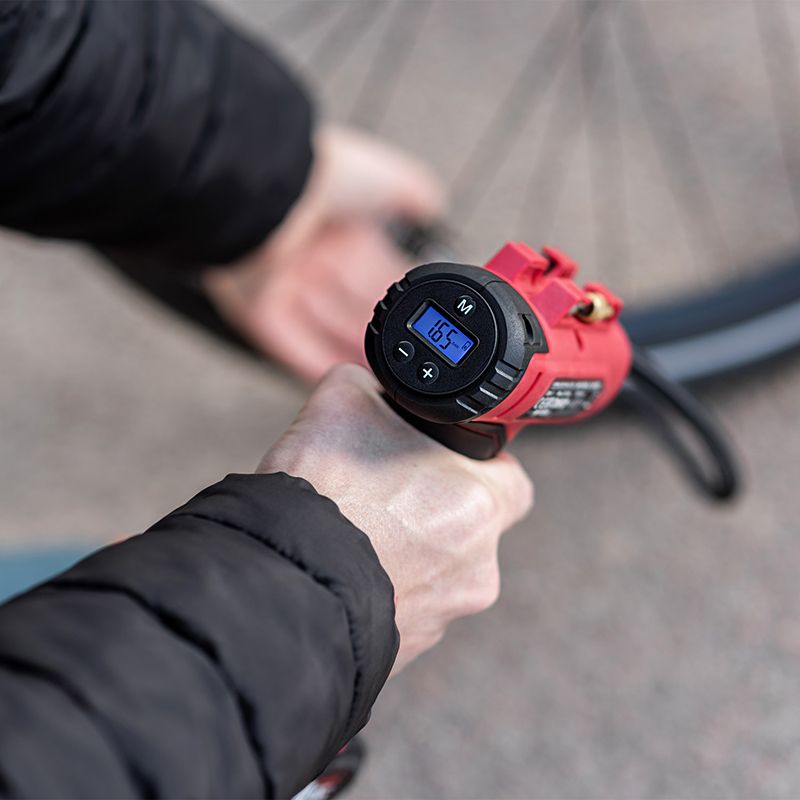 Аккумуляторный компрессор воздушный WORCRAFT CAC-S20LiG