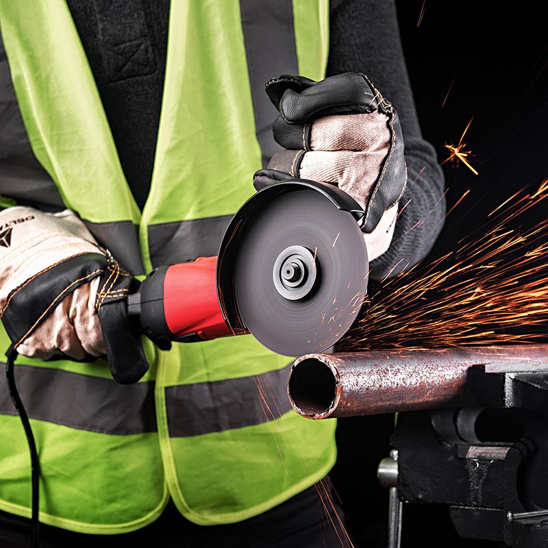 Шлифмашина угловая WORCRAFT AG12-125S