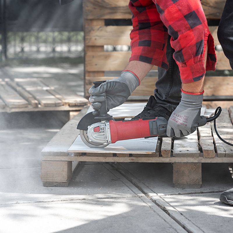 Шлифмашина угловая WORCRAFT AG14-125S