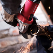 Шлифмашина угловая WORCRAFT AG08-125PS