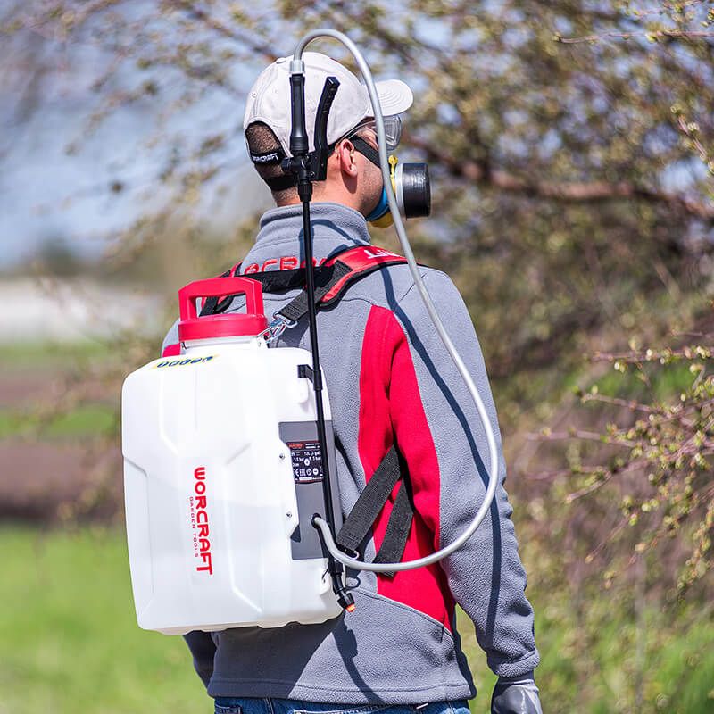 Аккумуляторный опрыскиватель WORCRAFT CBS-S20LI