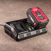 Зарядное устройство двойное WORCRAFT CLC-20V-2.4DN