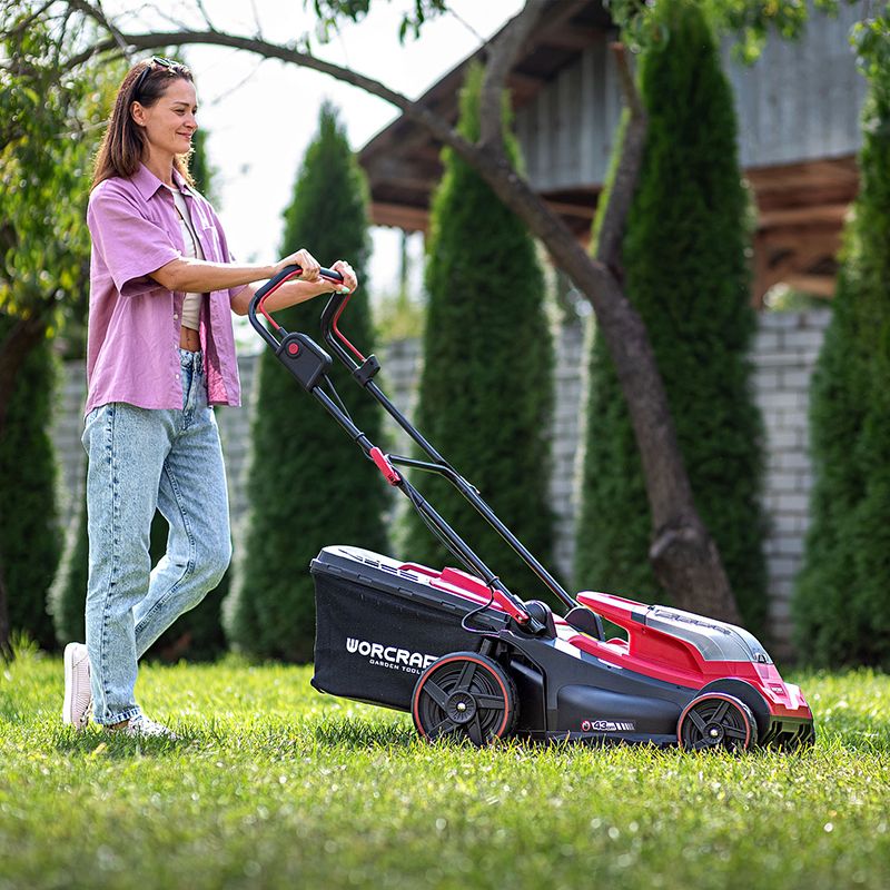 Аккумуляторная бесщеточная газонокосилка WORCRAFT CLM-S40LiBL