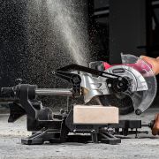 Аккумуляторная торцовочная пила WORCRAFT CMS-S20Li