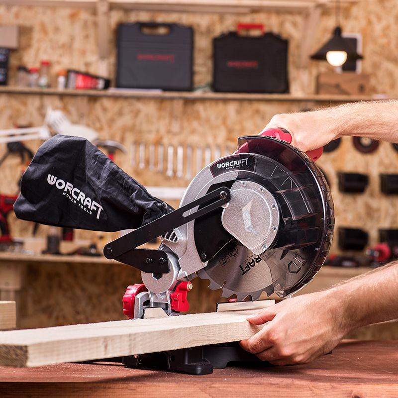 Торцювальна пила WORCRAFT MST14-210
